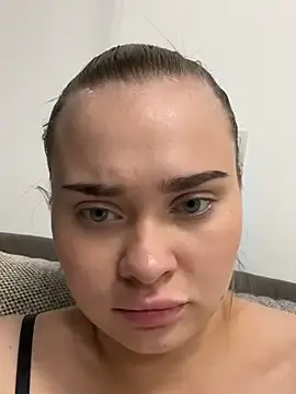 MilaRaven  live sex cam