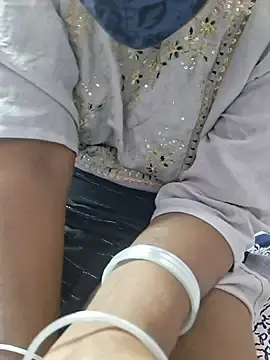 Tamil--Rani  live sex cam