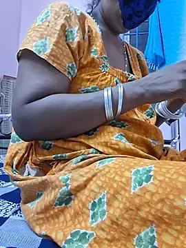 Tamil--Rani  live sex cam