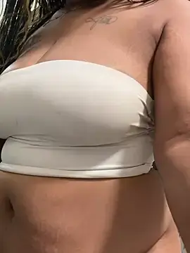 Teila21  live sex cam