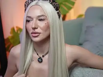 KayleeSmoke  live sex cam