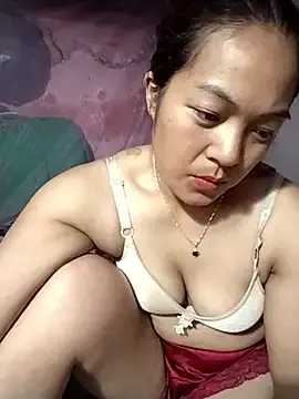 Lucky_cutee  live sex cam
