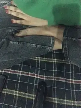 Motu_devi  live sex cam