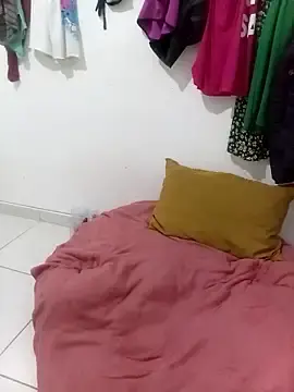 Penelopecharmosaofi  live sex cam