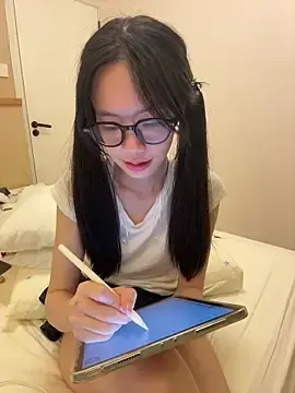 PetiteTight  live sex cam