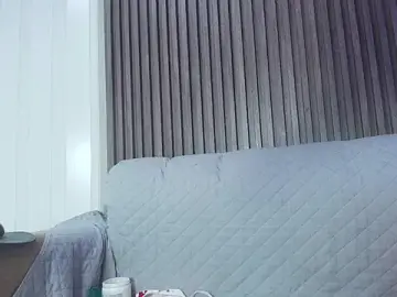 Biancaa_18  live sex cam