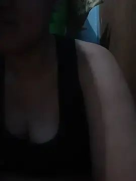 Sweetgril4u  live sex cam