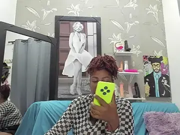 Karen_Bis  live sex cam