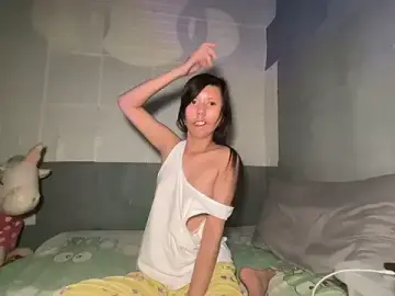 Lady_moon95  live sex cam