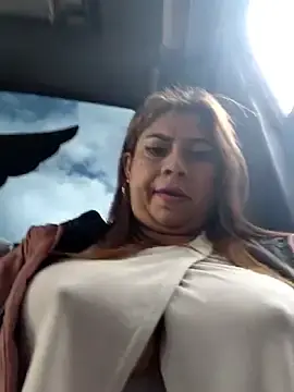 Laura-Hernandez  live sex cam