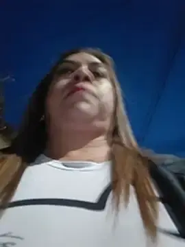 Laura-Hernandez  live sex cam