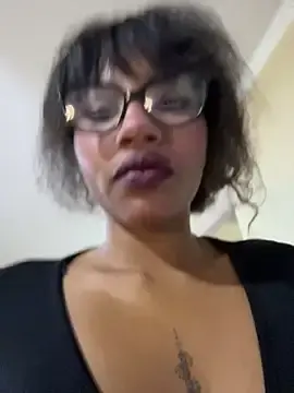 Morena-fire  live sex cam
