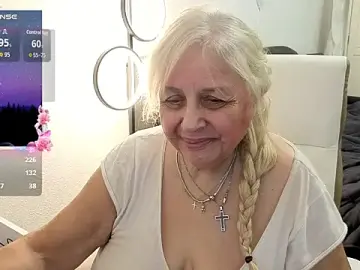 SusiLifeXXX  live sex cam