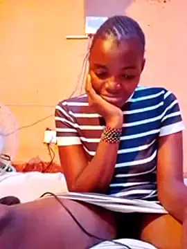 Cute_naimah  live sex cam