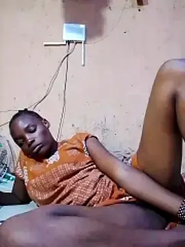 Cute_naimah  live sex cam