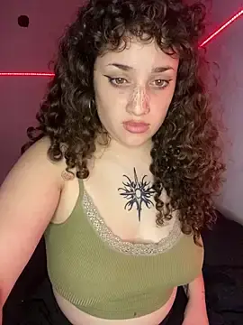 Esencialexotic24  live sex cam
