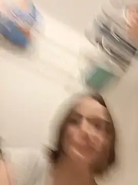 Huntressbby95  live sex cam