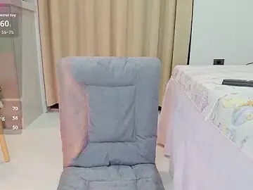Bonnie-c6  live sex cam