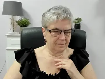 IrisDream  live sex cam
