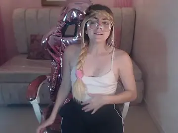 Kriistal_s  live sex cam