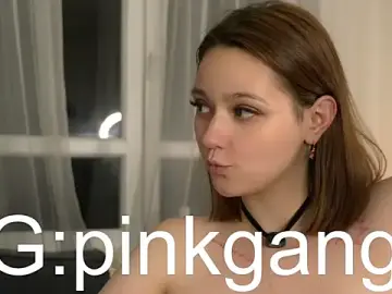 MiaSkyKiss  live sex cam