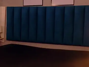 ViviannLane  live sex cam
