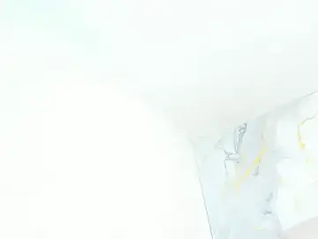 Hezelzoe  live sex cam