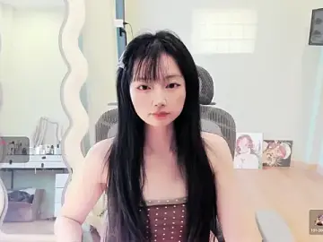 Nery_Asian  live sex cam