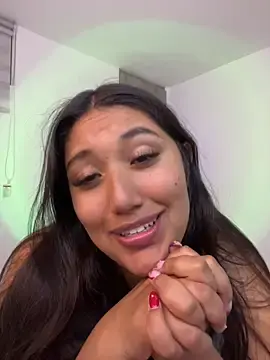 SharaRous  live sex cam