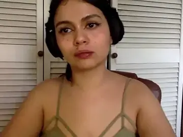 ValentinaCarnohan  live sex cam