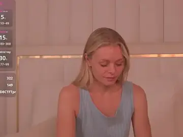 VictoriaHester  live sex cam