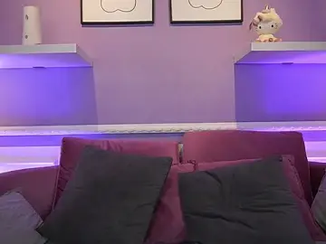 ZoeBensonX  live sex cam