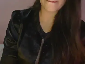 Diva-22  live sex cam