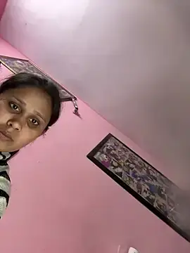 Komal647  live sex cam