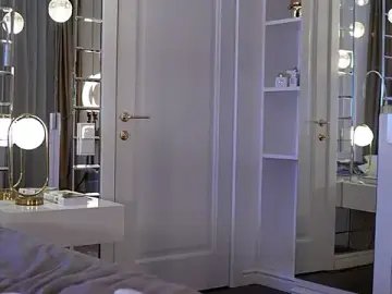 Kriss1onee  live sex cam