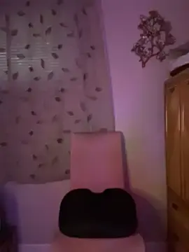 Rayemillian  live sex cam