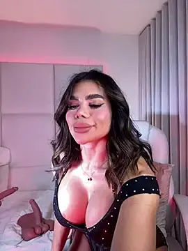 Amylewiss  live sex cam