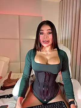 Amylewiss  live sex cam