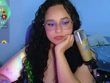 Luciernaga18  live sex cam