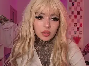 RavenWinx  live sex cam