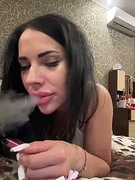 Sweet_little_gir  live sex cam