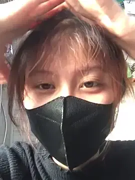 Yui-Ti  live sex cam