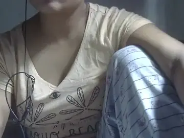 Shekira99  live sex cam