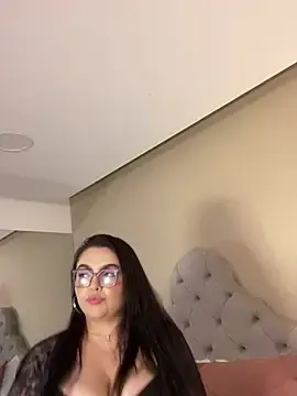 AlmaraRouge  live sex cam