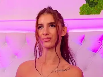 ElisaCharm  live sex cam
