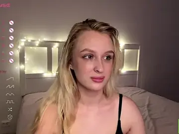 ReginaJoyy  live sex cam