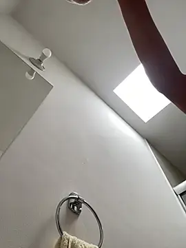 Val12777  live sex cam
