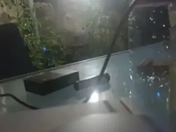 Mad2moi  live sex cam