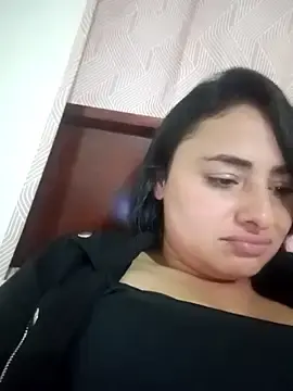 Sara_nina  live sex cam