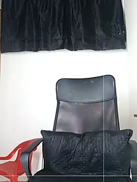 Angierot2025  live sex cam